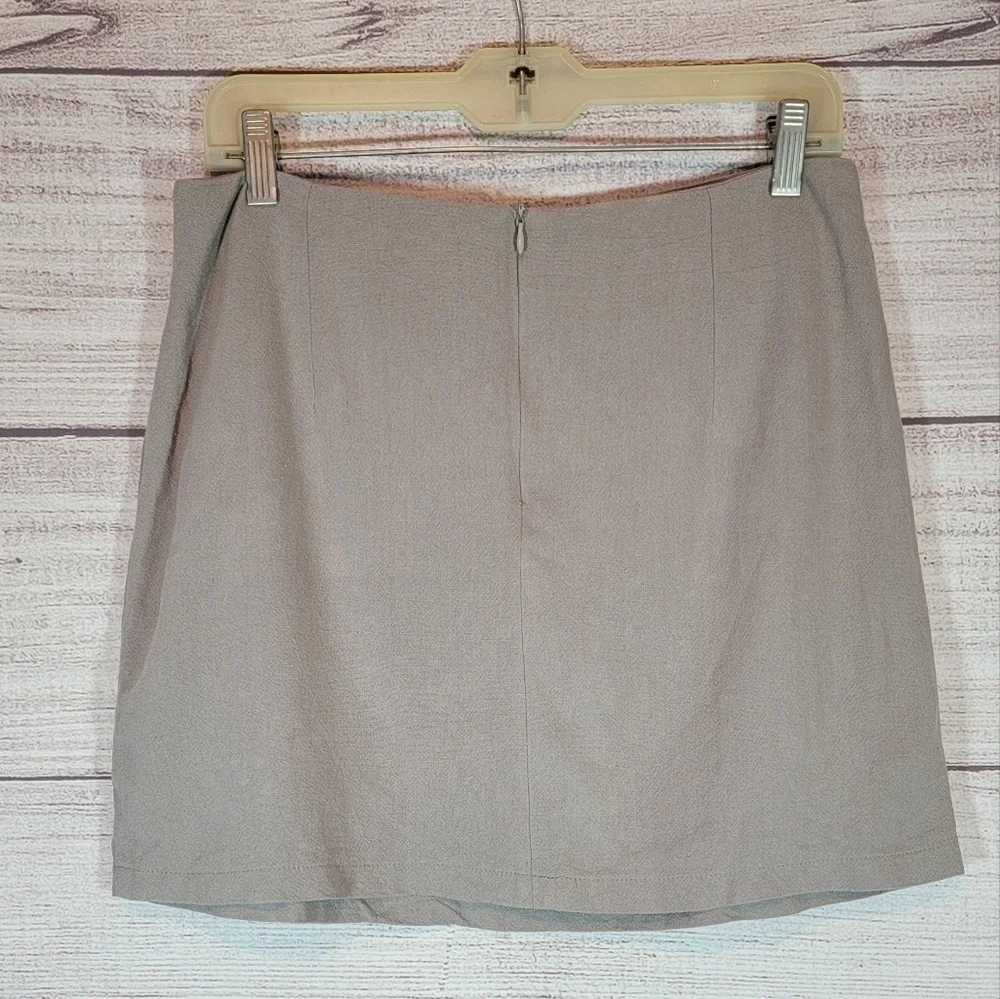 Altar'd State Bird and Floral Embroidered Design Linen Mini Skirt Gray Medium - Picture 2 of 3